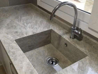 THI CÔNG ỐP ĐÁ LAVABO ĐĂK LĂK