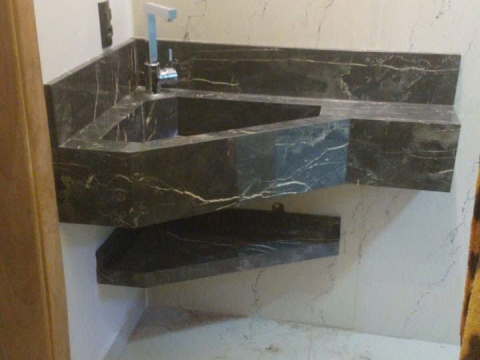 THI CÔNG ỐP ĐÁ LAVABO ĐĂK LĂK