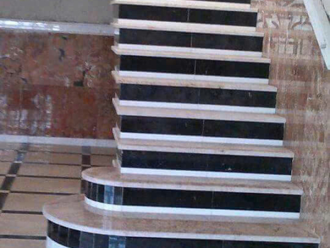 THI CÔNG CẦU THANG ỐP ĐÁ HOA CƯƠNG SANG TRỌNG ĐĂK LĂK