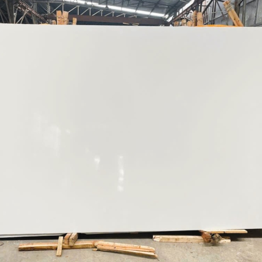 ĐÁ TRẮNG SỨ TRƠN