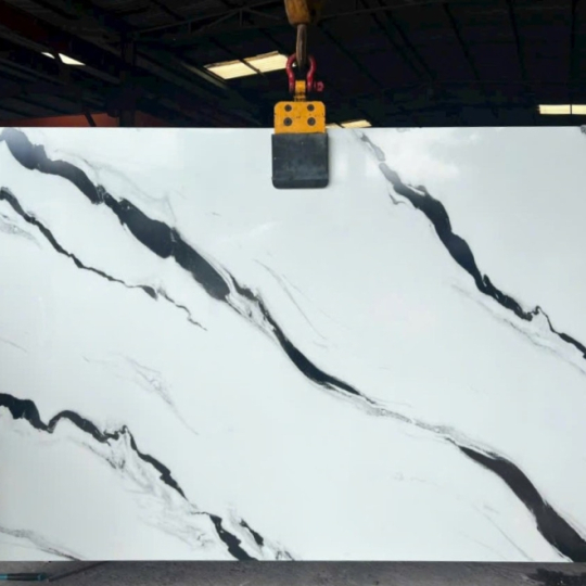 ĐÁ TRẮNG SỨ VÂN PANDA